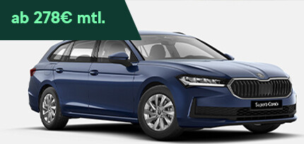 Ein Skoda Superb Combi Essence in blau metallic in der Dreiviertelansicht von vorne